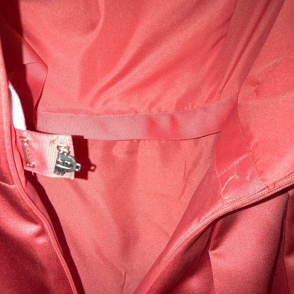 🎉{H o s t P i c k} David’s Bridal Strapless Peach Pink Sequin Dress - Picture 8 of 8